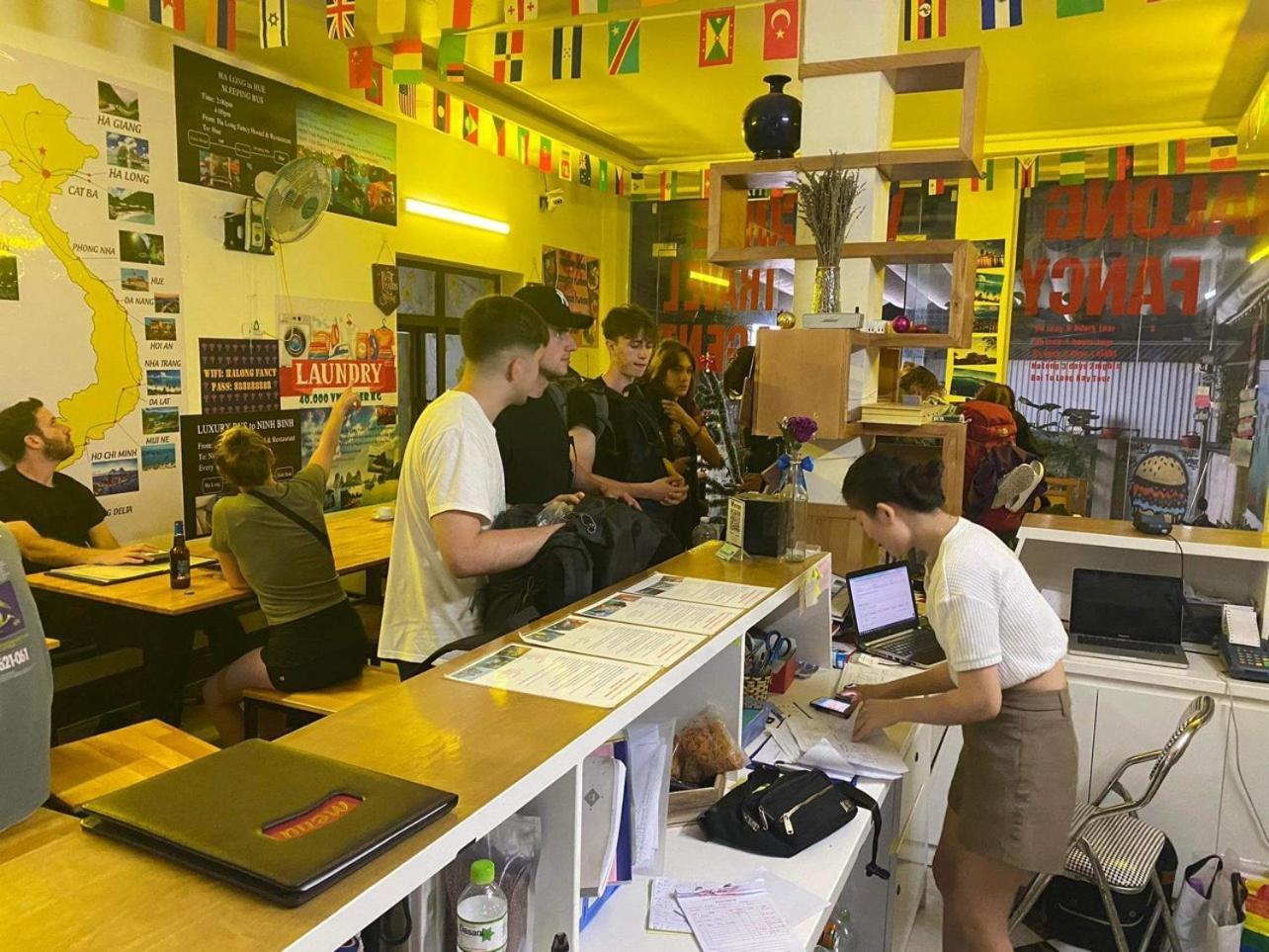 Ha Long Fancy Hostel With Vegetarian And Vegan Restaurant Eksteriør billede