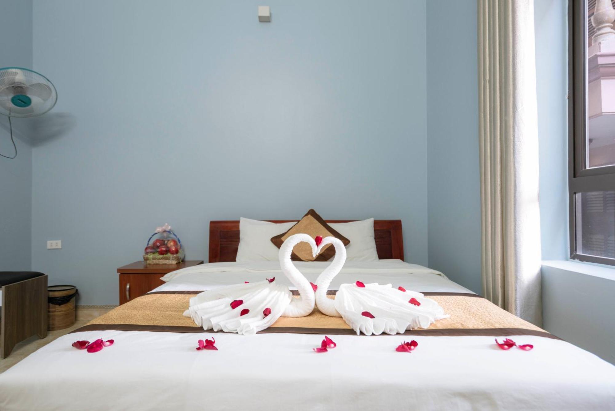 Ha Long Fancy Hostel With Vegetarian And Vegan Restaurant Eksteriør billede