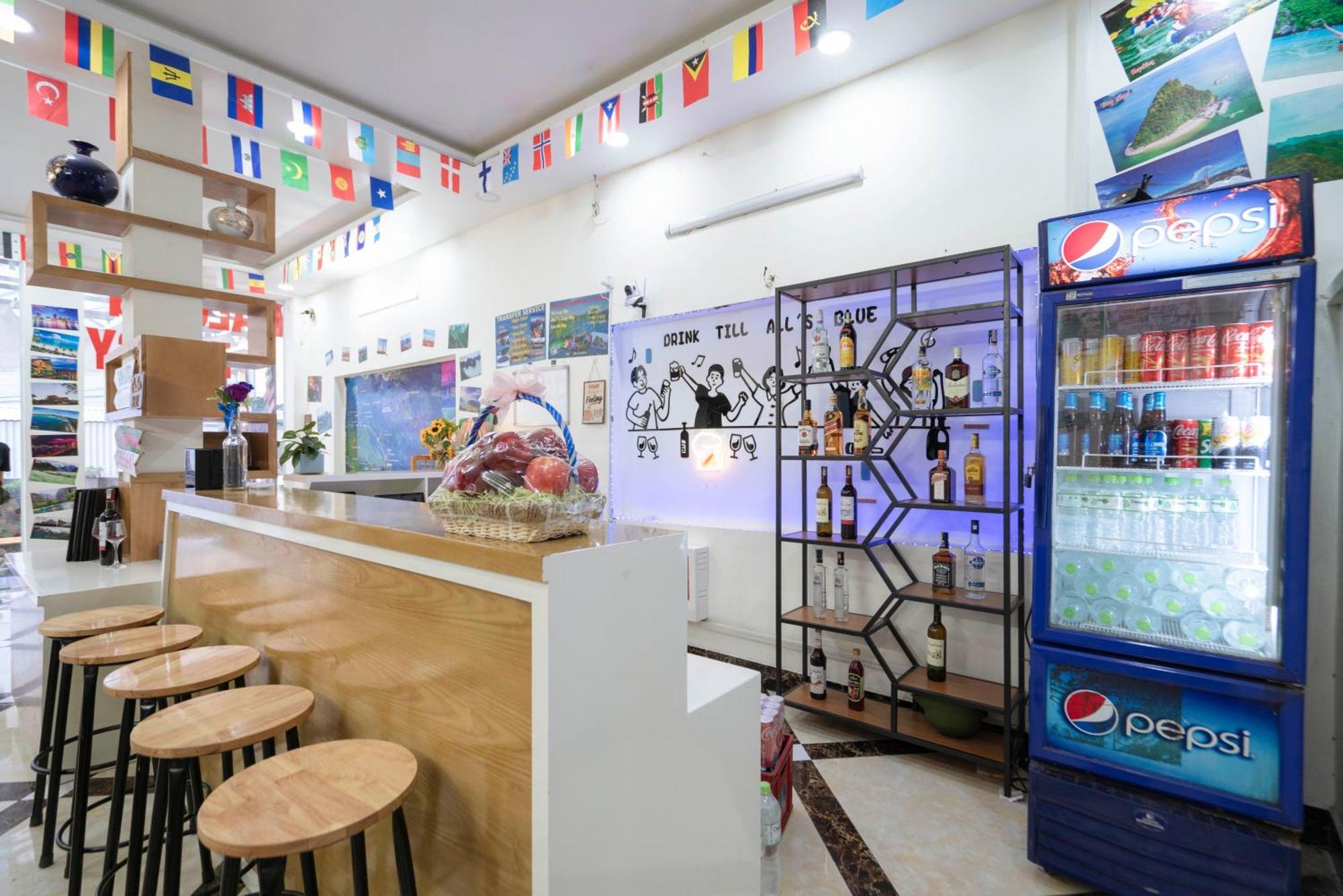 Ha Long Fancy Hostel With Vegetarian And Vegan Restaurant Eksteriør billede