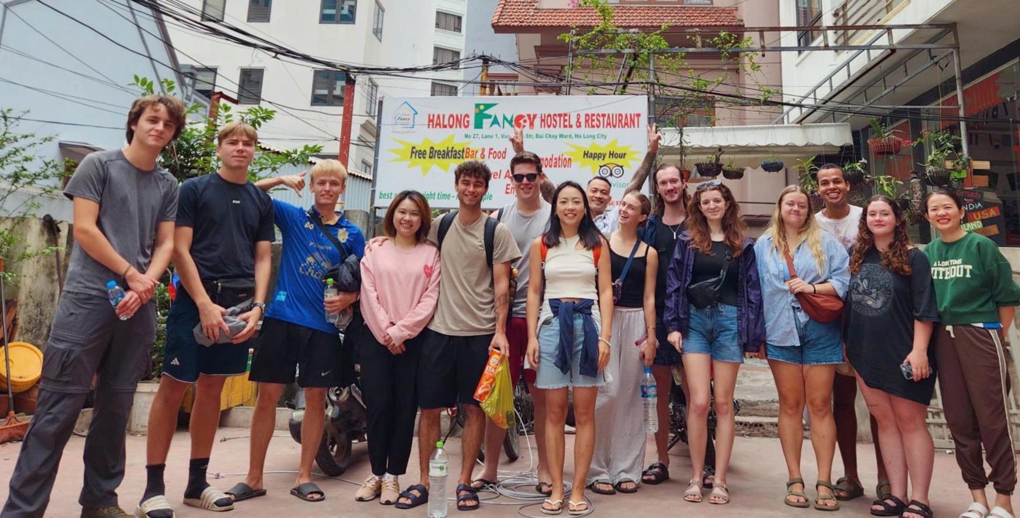 Ha Long Fancy Hostel With Vegetarian And Vegan Restaurant Eksteriør billede