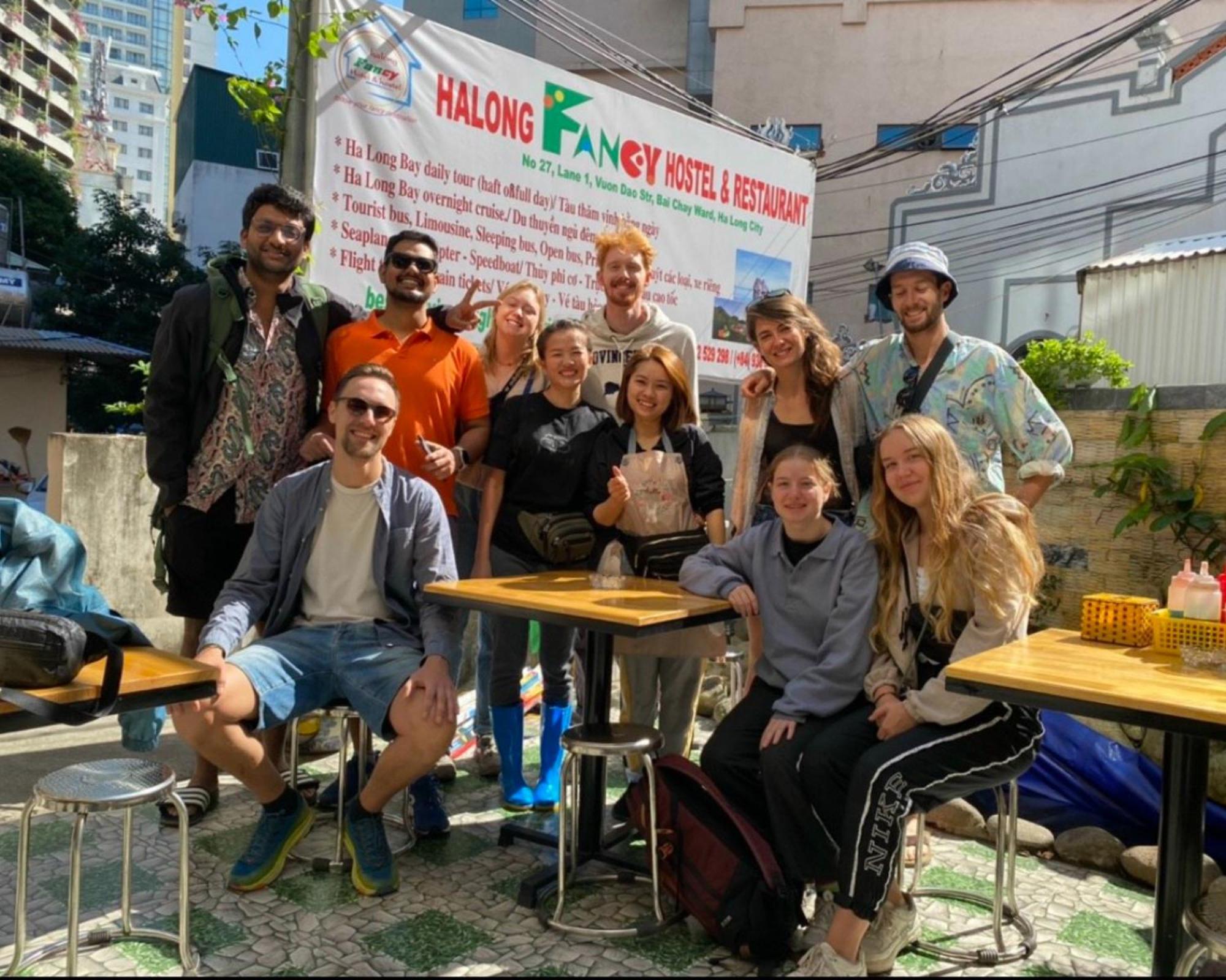 Ha Long Fancy Hostel With Vegetarian And Vegan Restaurant Eksteriør billede