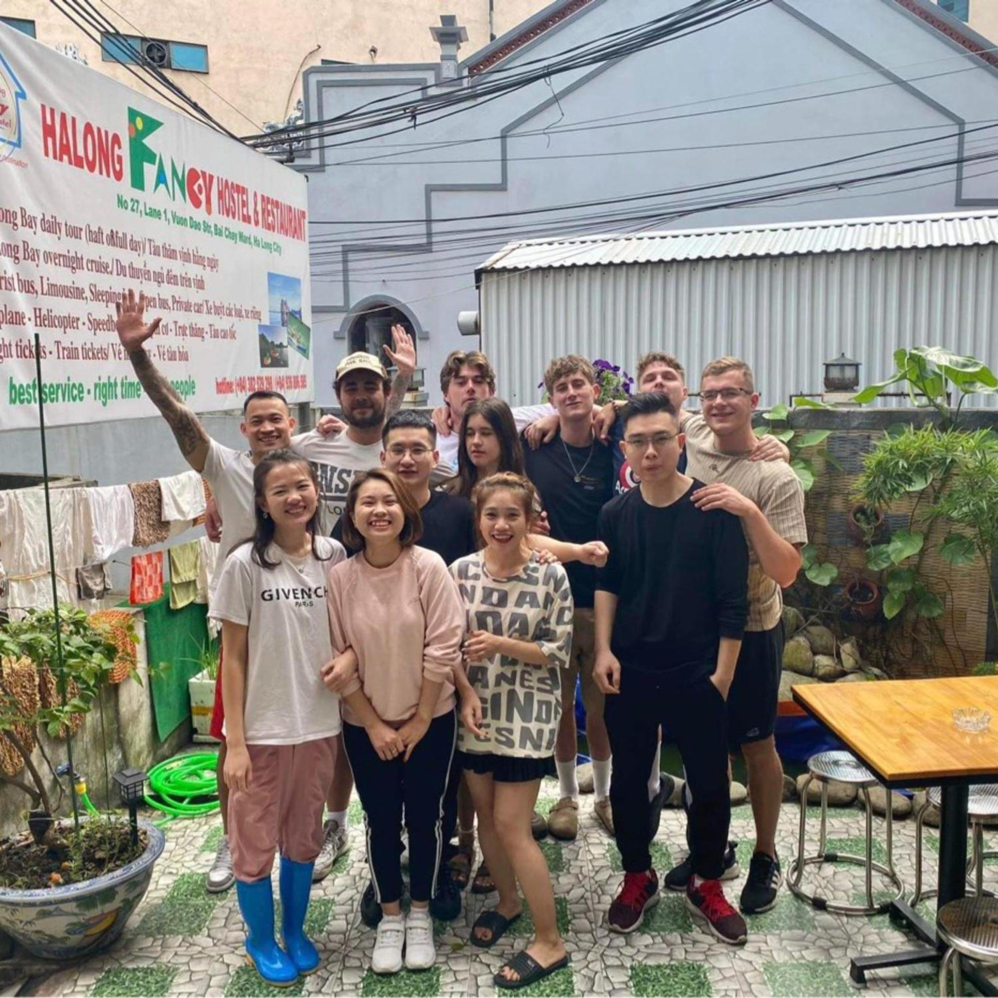 Ha Long Fancy Hostel With Vegetarian And Vegan Restaurant Eksteriør billede