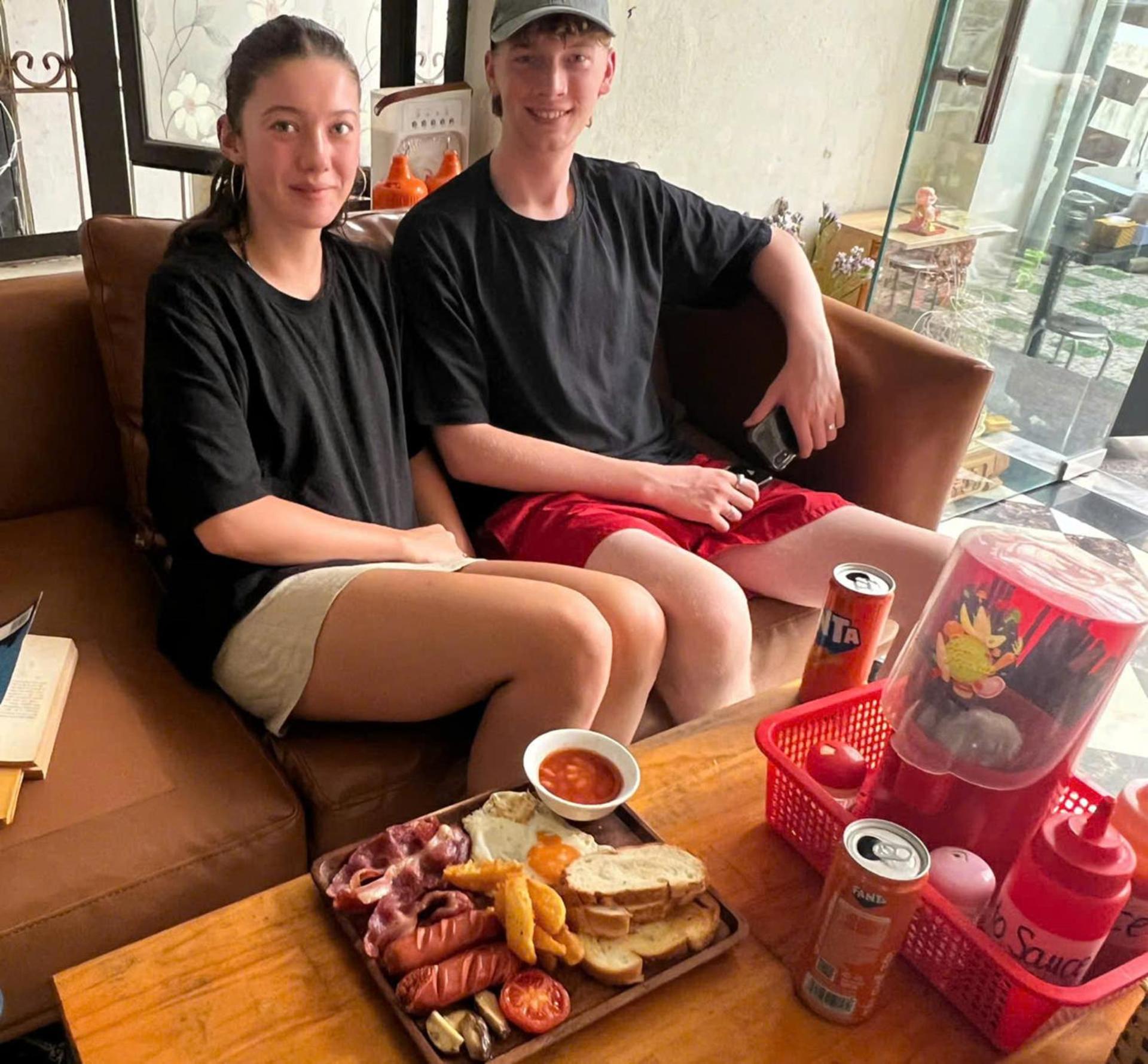 Ha Long Fancy Hostel With Vegetarian And Vegan Restaurant Eksteriør billede